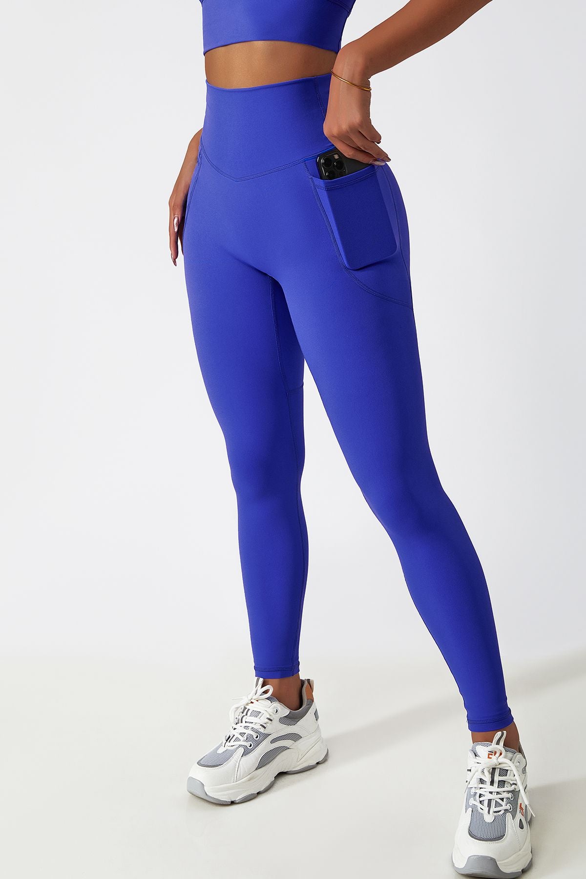 SKY BLUE HIGH WAISTED V-CUT TUMMY CONTROL LEGGINGS WITH TWO SIDE POC –  JOVIERFIT ATHLEISURE BRAND