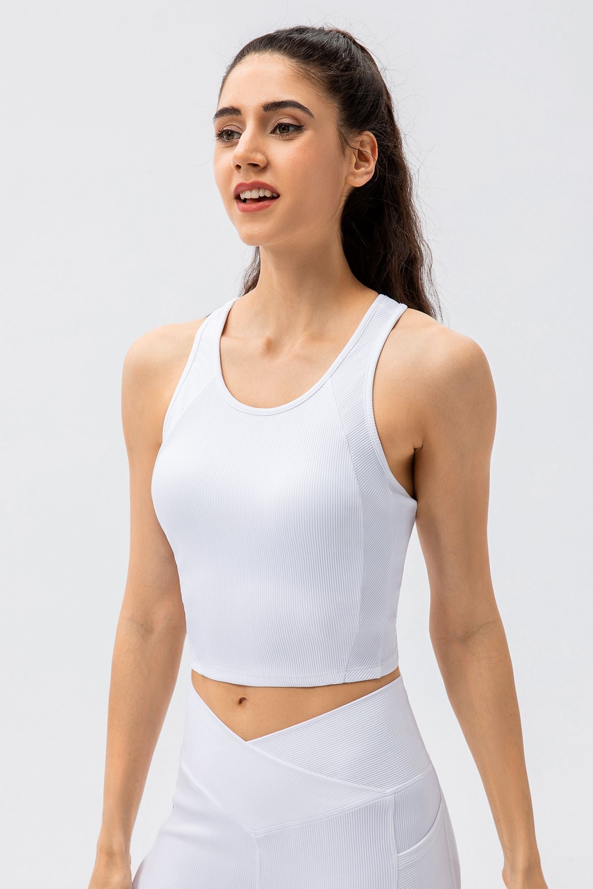 Ribbed All-In-One Cropped Tank Tops with Built-in Shelf Bra for