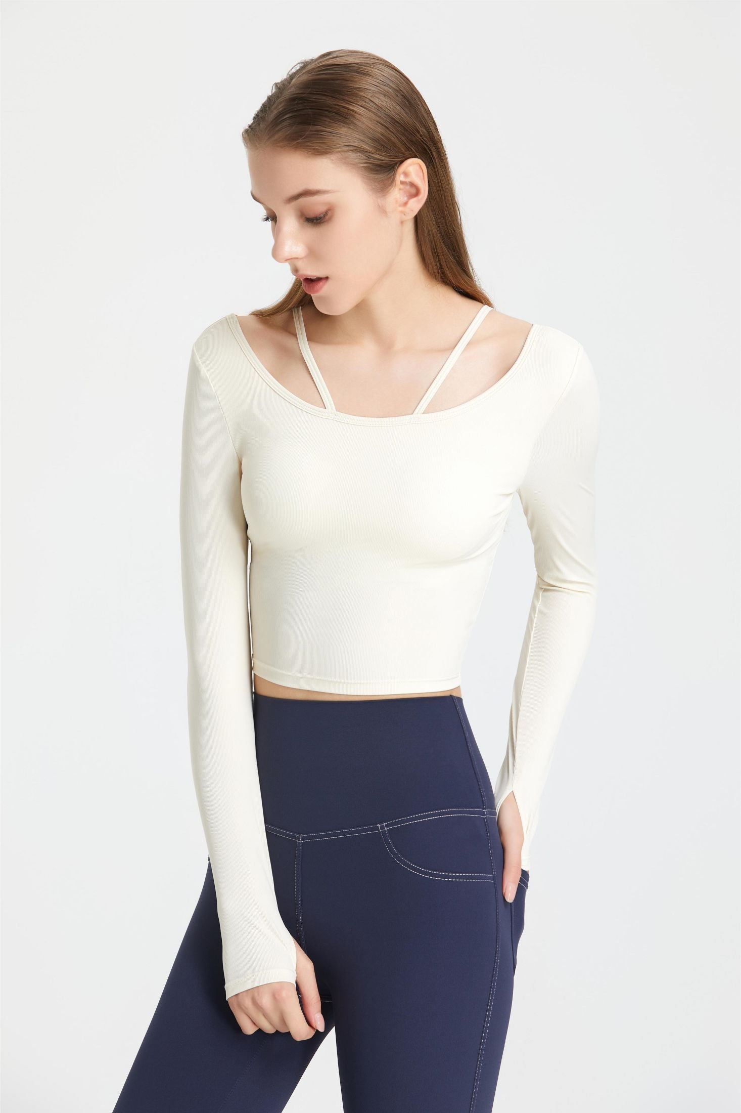 Ribbed Long Sleeve Crop Tops with Built-In Bra for Women – Zioccie