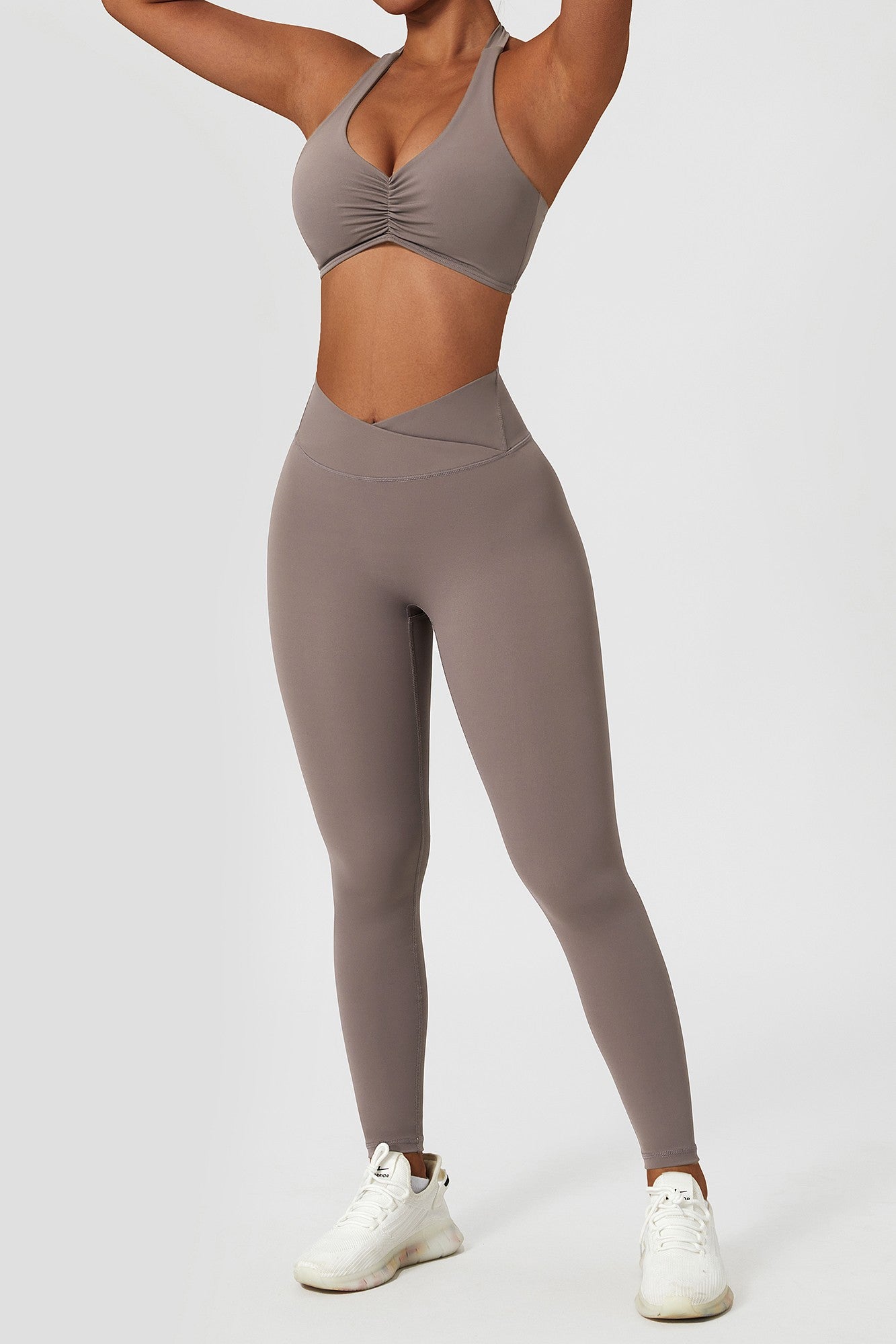 Leggings Without Front Seam  International Society of Precision