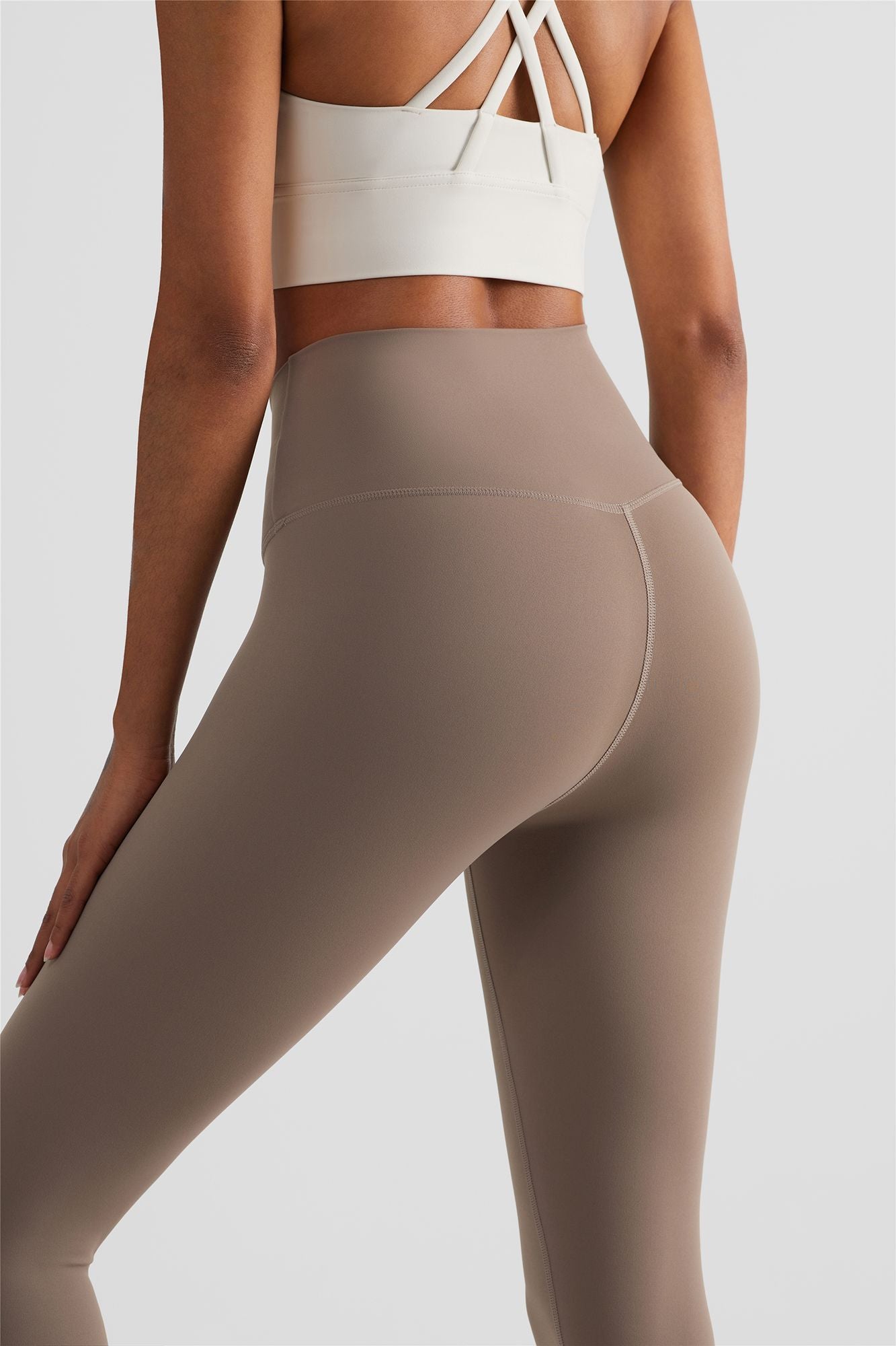 Try our new CLS-Flex Leggings. No front seam: To prevent unwanted ten
