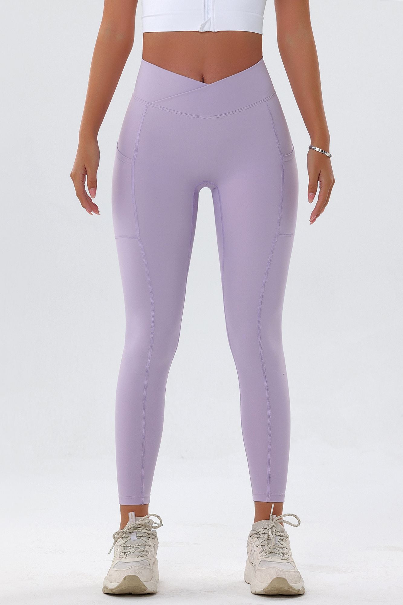 https://zioccie.com/cdn/shop/products/womens-high-waist-crossover-butt-sculpting-leggings-with-pockets_4.jpg?v=1672049141